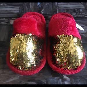 Girl Sequence change color gold and red